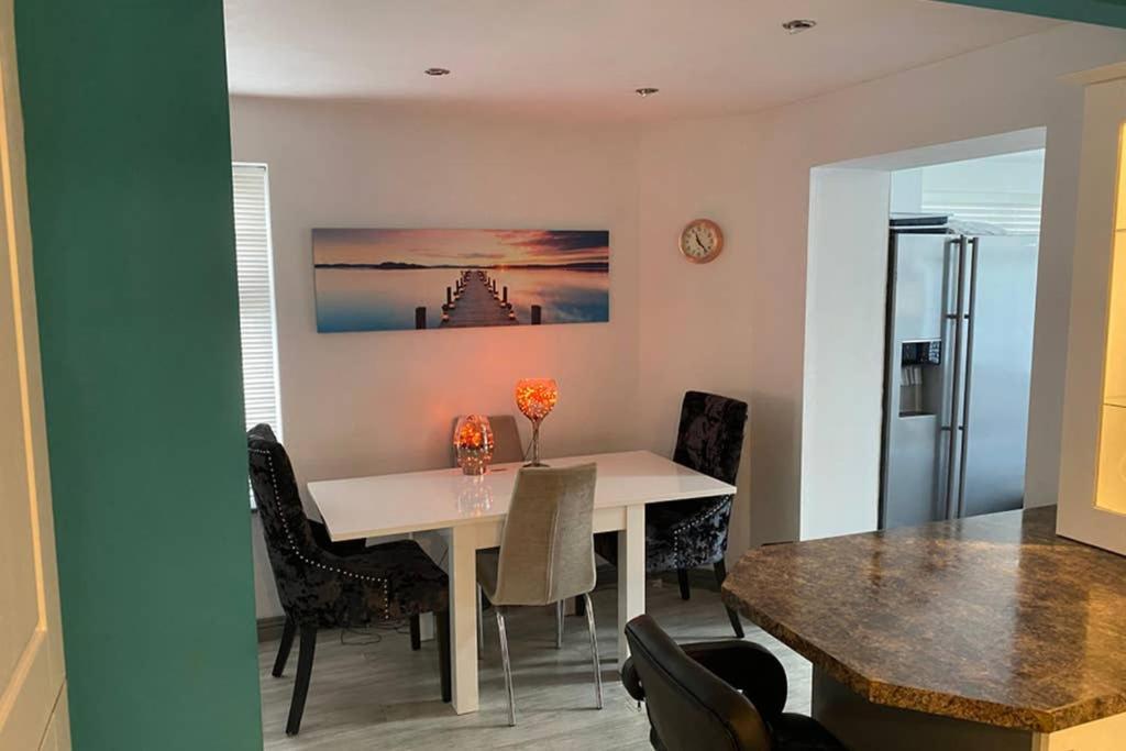 הוילה אברדין Seaview House מראה חיצוני תמונה